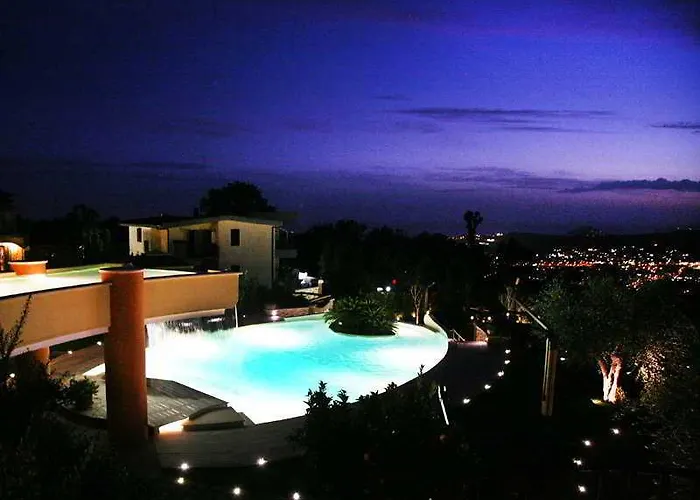 Residence Casale Da Padeira Torre Caracciolo