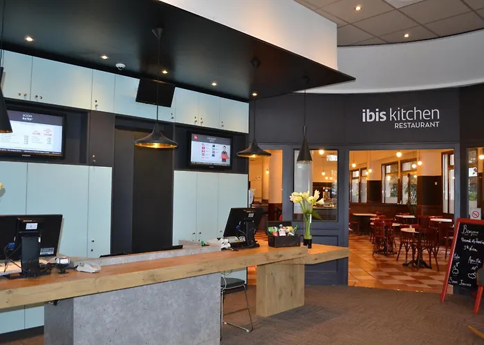 Ibis Angers Centre Chateau