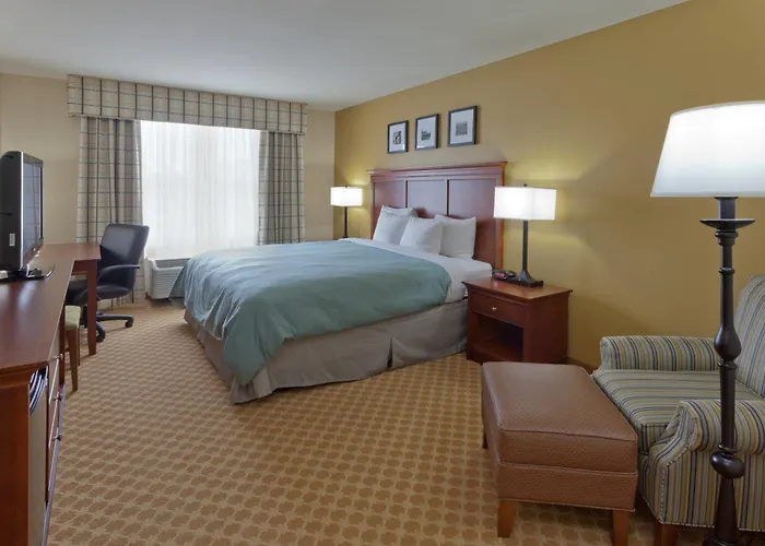 Country Inn & Suites By Radisson, Holland, Mi