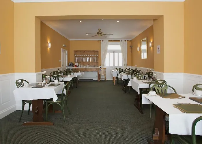 All Seasons Lodge Hotel