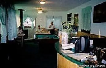 Budget Host Moon Mist Motel