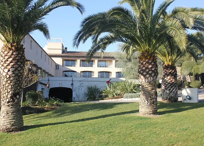 Le Mas D'Artigny & Spa