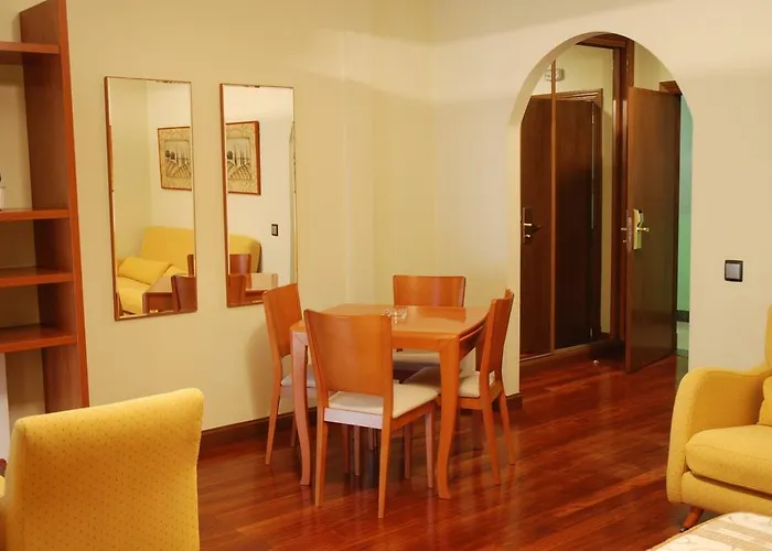 Hostal Los 5 Pinos Madri