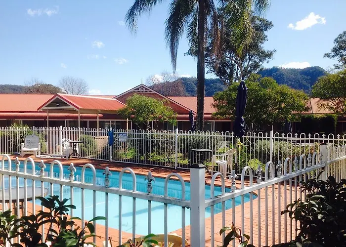 Gloucester Country Lodge Motel