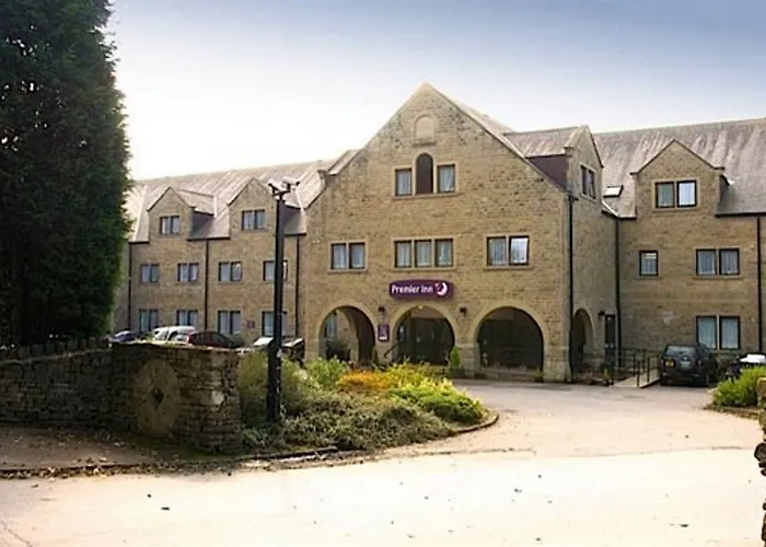Premier Inn Huddersfield North
