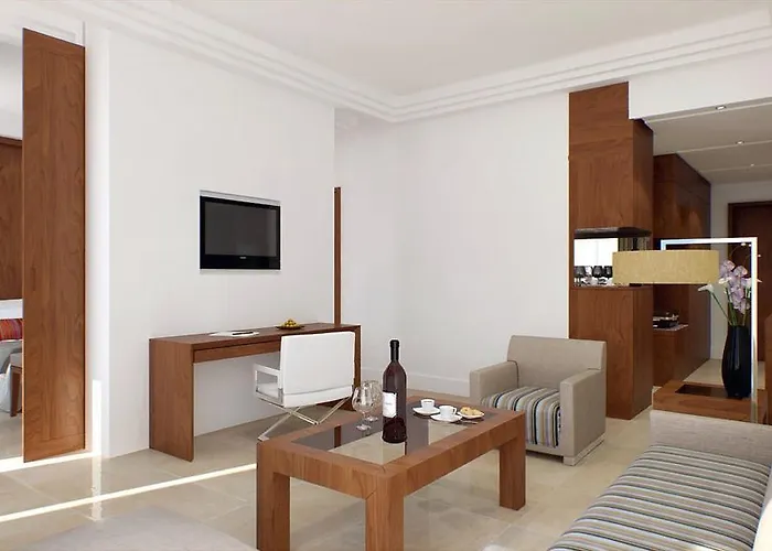 Four Points By Sheraton Tripoli