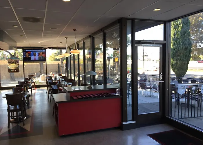 Days Hotel By Wyndham Oakland Airport-Coliseum