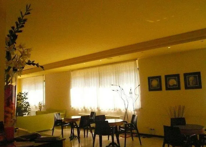 Akross Hotel
