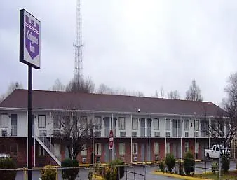Knights Inn Petersburg