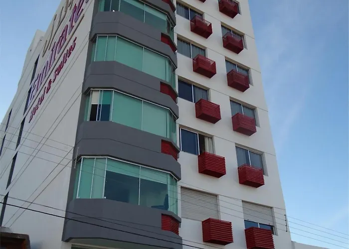 Emirates Hotel & Suites Santana do Livramento