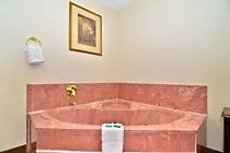 Econo Lodge Inn & Suites Near Chickamauga Battlefield