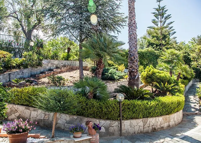 Bed And Breakfast El Dueno Palinuro