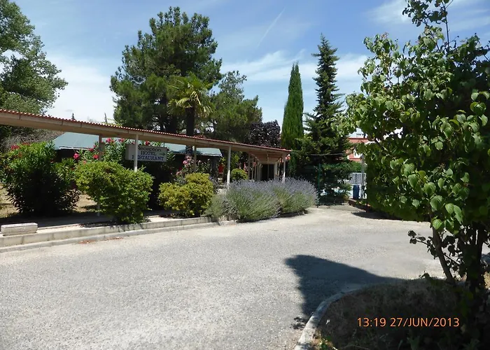 The Originals Access, Hostellerie Des Pins, Montelimar