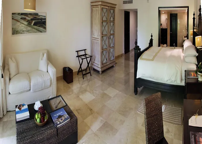 Casa Colonial Beach & Spa