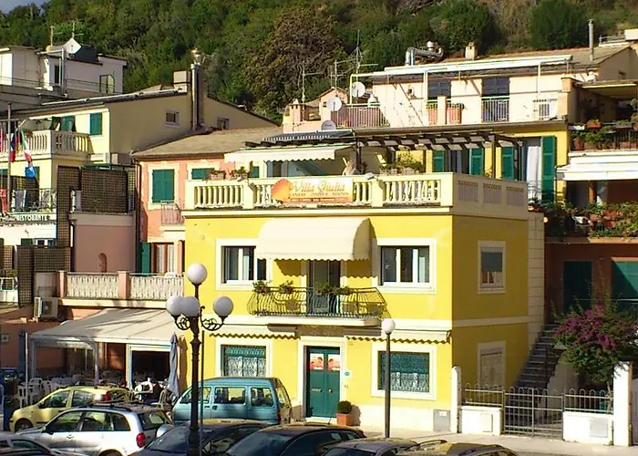 Affittacamere Villa Giulia Moneglia