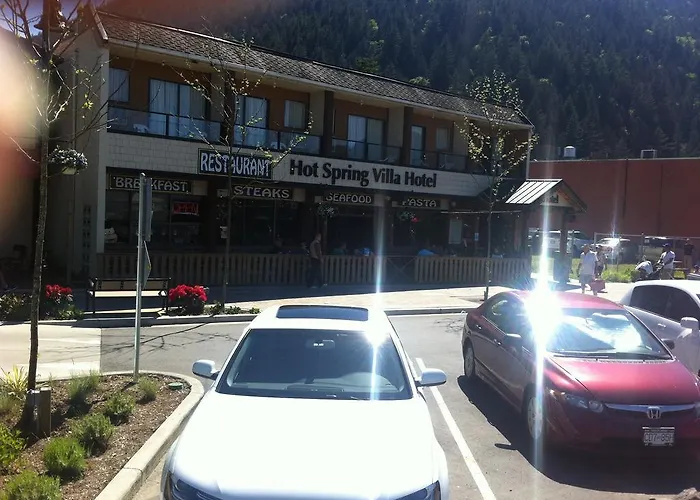 Spring Villa Hotel