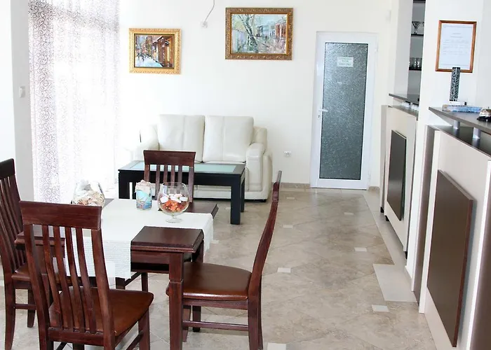 Vlasta Family Hotel
