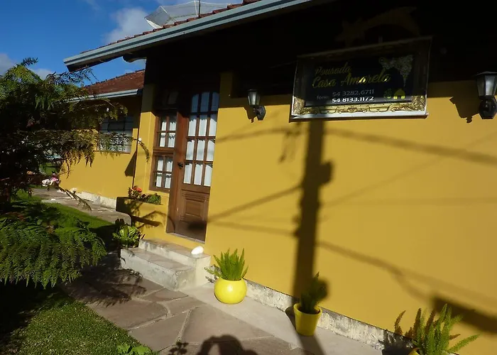 Pousada Casa Amarela Canela