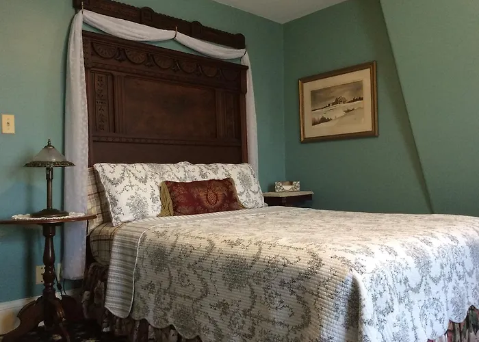 Fair Street Guest House