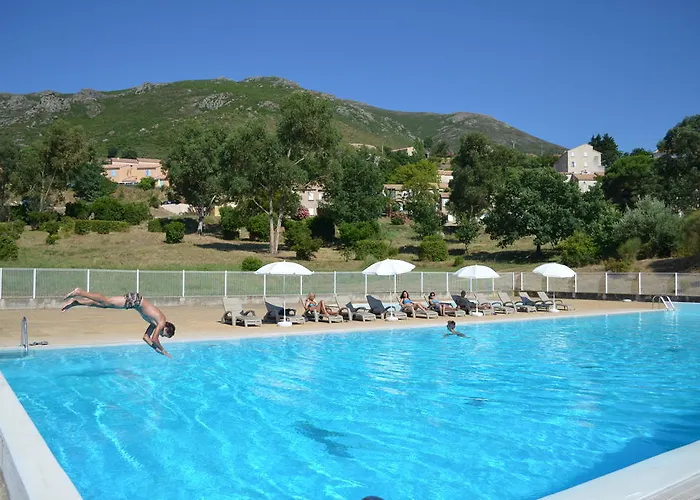 Hotel "U Nebbiu"