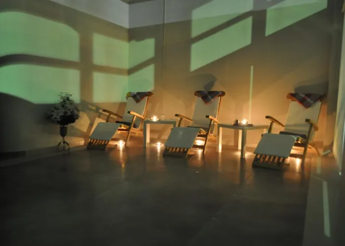 B-Suites Hotel Spa & Wellness