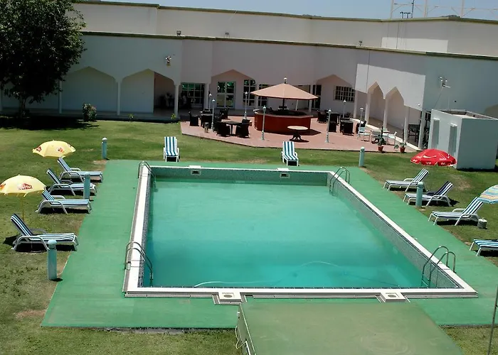 Al Sharqiya Sands Hotel