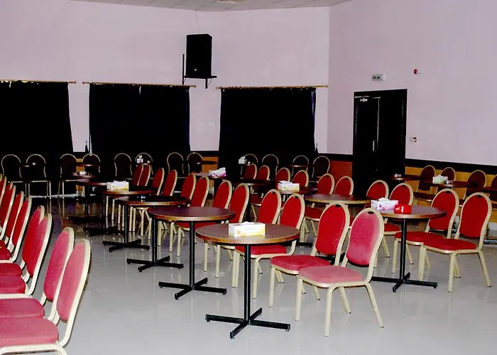 Al Sharqiya Sands Hotel