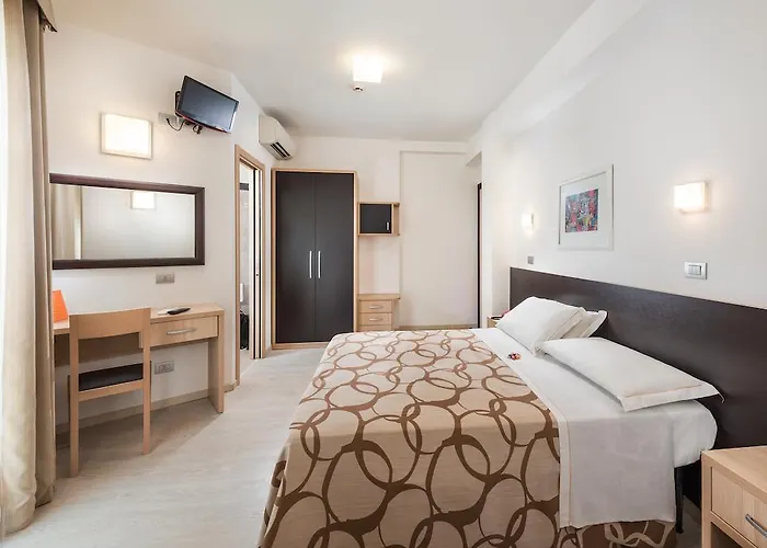 Hotel Fenix