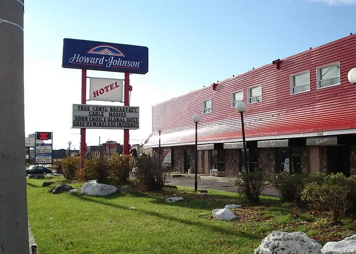Motel 6 Cornwall Hwy 401 On