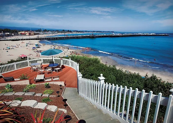 Sea & Sand Inn
