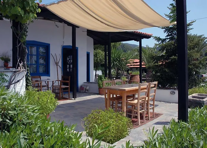 Skites Hotel Bungalows