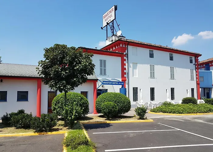 Master Hotel