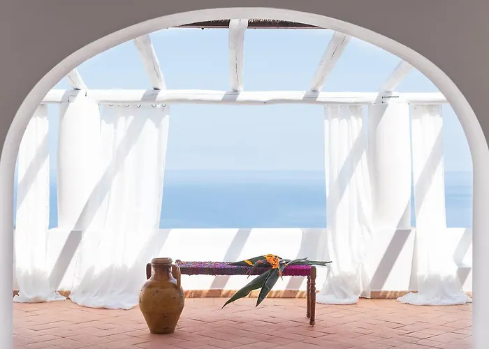 Principe Di Salina Boutique Hotel
