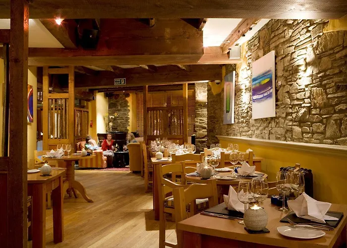 Browns Tavistock