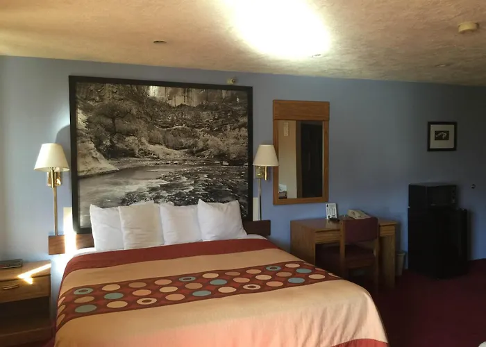 Super 8 By Wyndham Cedar City