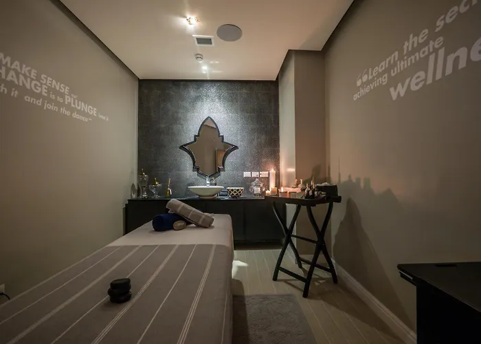 David Tower Hotel Netanya By Prima Hotels - 16 Years Plus