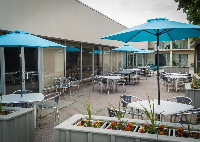 Sunbridge Hotel & Conference Centre