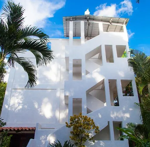 Hotel Ciudad Blanca
