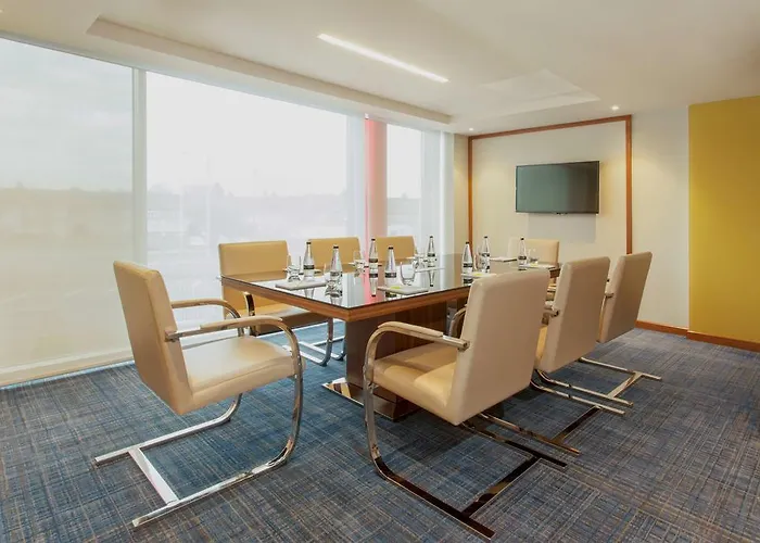 Hyatt Place West London Hayes