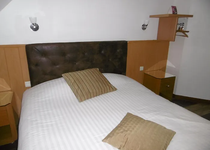 Hotel De L'Arrivée Guingamp