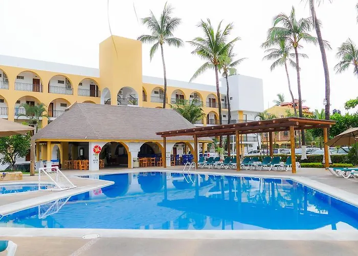 Costa Alegre Hotel & Suites Rincon de Guayabitos