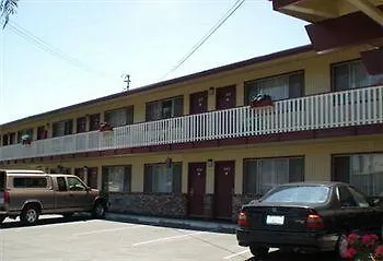 Villager Motel