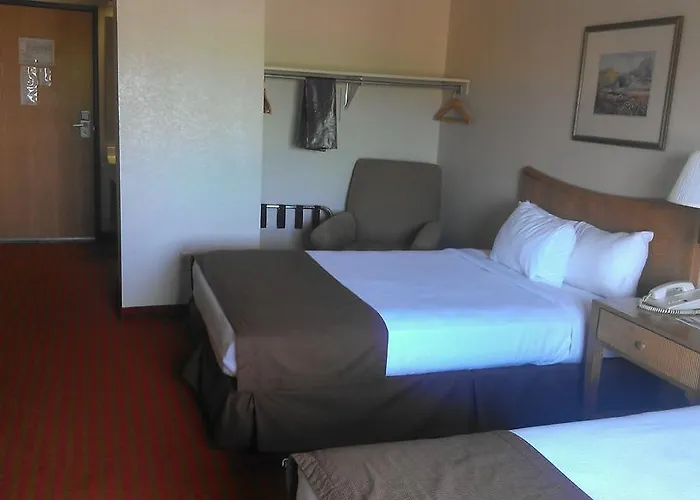 Village Inn Motel Des Moines
