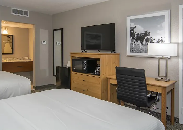 Clarion Inn & Conference Center Emporia