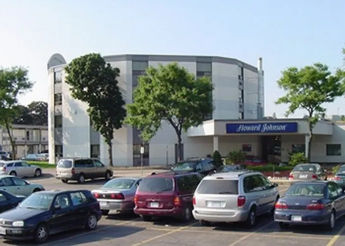Howard Johnson By Wyndham Kitchener Conestoga