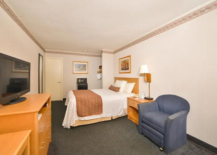 Best Western Eldreth Inn At Mt. Jefferson