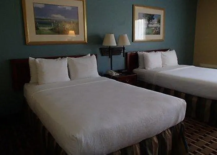 Fairbridge Inn And Suites