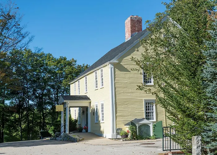 Three Chimneys Inn