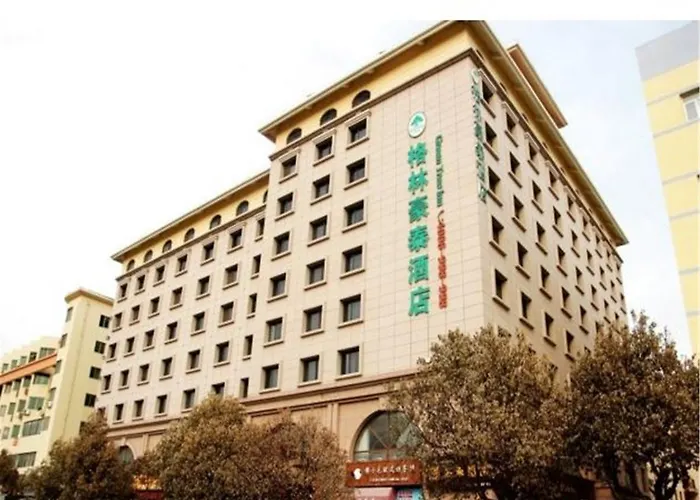 Greentree Inn Shandong Qingdao Wuyishan Road Jiashike Shopping Center Business Hotel