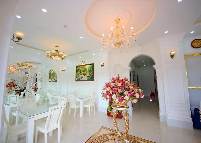 Phuong Vy Luxury Hotel